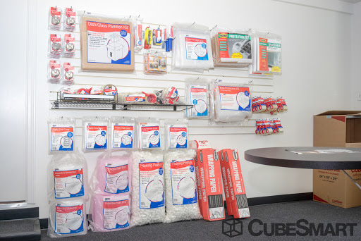 Self-Storage Facility «CubeSmart Self Storage», reviews and photos, 525 S County Trail, Exeter, RI 02822, USA