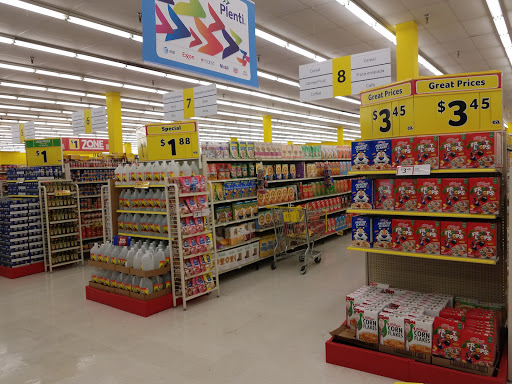 Grocery Store «Fresco y Más», reviews and photos, 3701 NW 7th St, Miami, FL 33126, USA