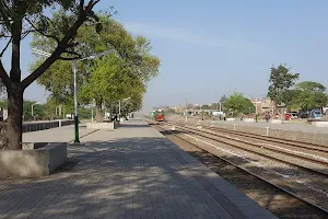 Pattoki Railway Station image