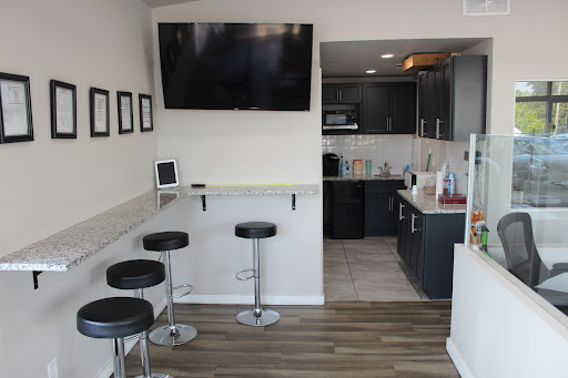 Used Car Dealer «Olympic Auto Sales», reviews and photos, 4568 Memorial Dr, Decatur, GA 30032, USA