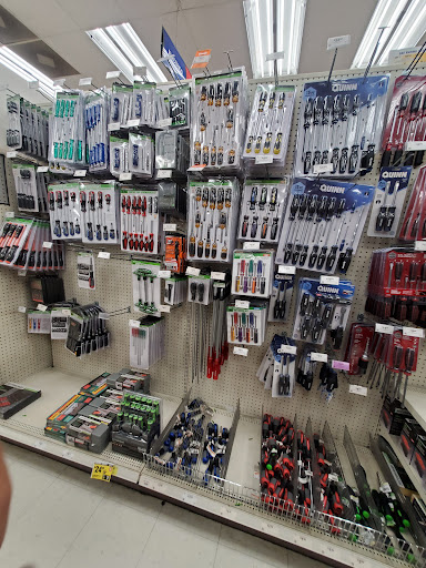 Hardware Store «Harbor Freight Tools», reviews and photos, 7600 la Crosse Ave, Burbank, IL 60459, USA