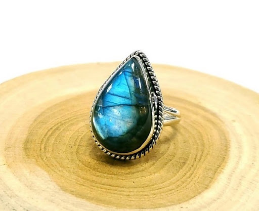 Gift Shop «Headlines Boutique», reviews and photos, 37 E Hollis St, Nashua, NH 03060, USA