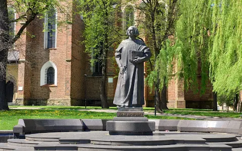 Monument to Yuri Drohobych image