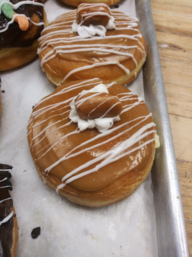 Coffee Shop «Donut King», reviews and photos, 151 Copeland St, Quincy, MA 02169, USA
