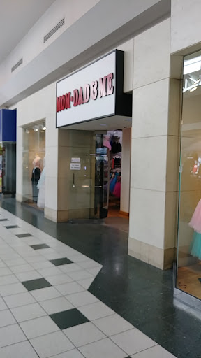 Shopping Mall «River Oaks Center», reviews and photos, 96 River Oaks Center Dr, Calumet City, IL 60409, USA