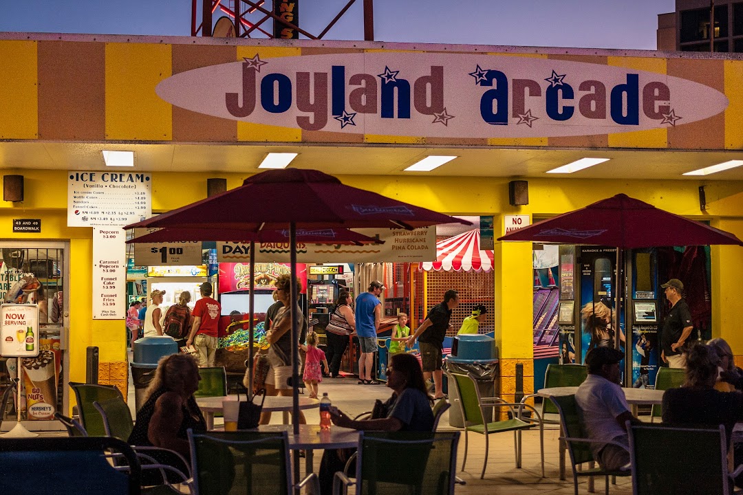 Joyland Amusement Center