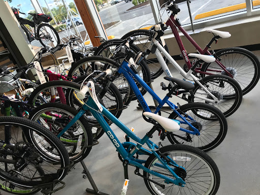 Camping Store «REI», reviews and photos, 350 Independence Blvd, Virginia Beach, VA 23462, USA