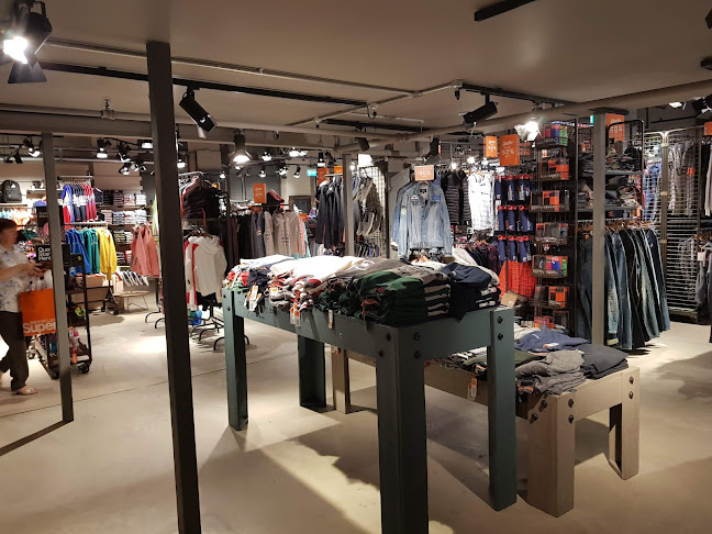 Reviews of Superdry in Northampton - Clothing store