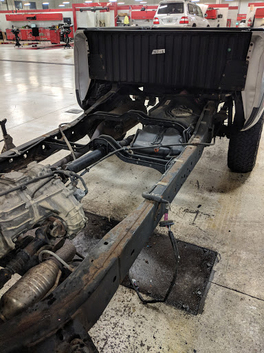 Ford Dealer «Oxmoor Auto Group», reviews and photos, 8001 Shelbyville Rd, Louisville, KY 40222, USA