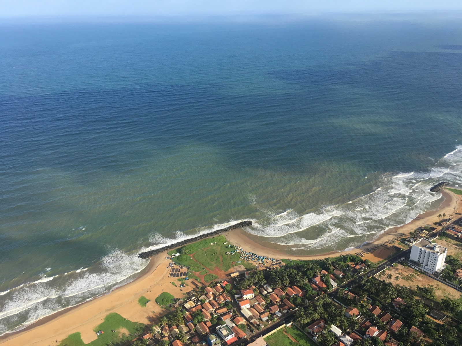 Foto van Browns Beach - populaire plek onder ontspanningskenners