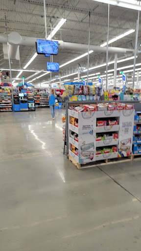 Department Store «Walmart Supercenter», reviews and photos, 2751 Beaver Run Blvd, Surfside Beach, SC 29575, USA