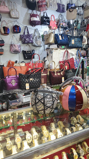 Department Store «Tacoma Discount World», reviews and photos, 11013 Pacific Hwy SW, Lakewood, WA 98499, USA