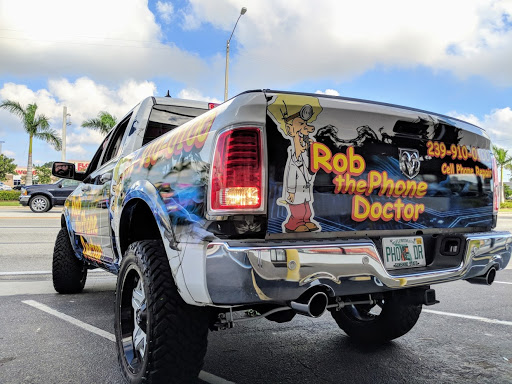Phone Repair Service «Rob the Phone Doctor», reviews and photos, 3916 S Cleveland Ave, Fort Myers, FL 33901, USA