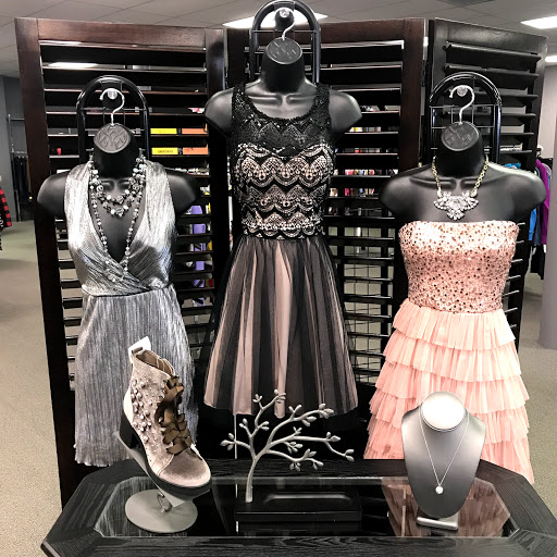 Consignment Shop «Wears Like New Consignment Shop», reviews and photos, 1207 Market St, Lemoyne, PA 17043, USA