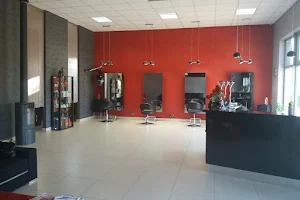 NICOLE Hairdressing Studio image