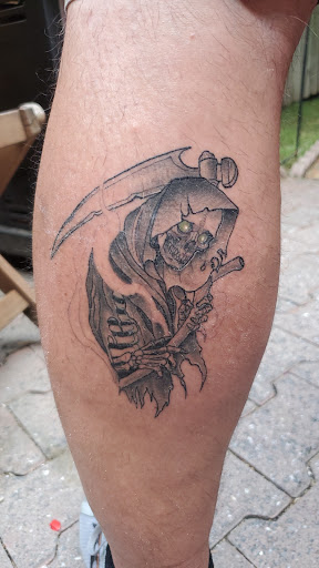 Tattoo Shop «SD Tattoo and Body Piercing», reviews and photos, 3780 Hancock St, San Diego, CA 92110, USA