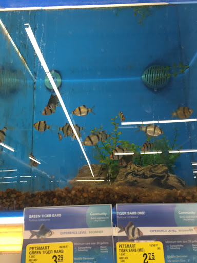 Pet Supply Store «PetSmart», reviews and photos, 4429 Pecanland Mall Dr, Monroe, LA 71203, USA