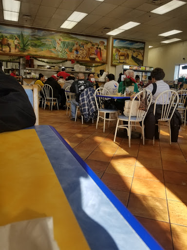 Grocery Store «Supermercado La Chiquita», reviews and photos, 4926 W Cermak Rd, Cicero, IL 60804, USA