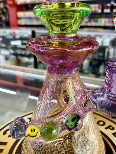 Tobacco Shop «Pine-Apple Xpress Smoke Shop Vape Shop, & Hookahs Sugar Land», reviews and photos, 10701 W Bellfort Ave b182, Houston, TX 77099, USA