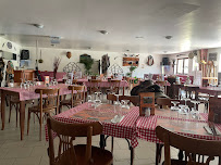 Atmosphère du Restaurant américain Le Far West - Gaston Lecocq à Labeuvrière - n°4