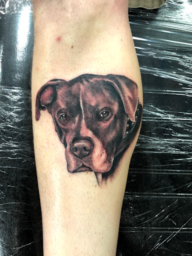 Tattoo Shop «The Tattoo Room», reviews and photos, 2315 Kuehner Dr #111, Simi Valley, CA 93063, USA