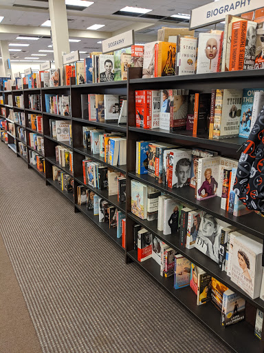 Book Store «Books-A-Million», reviews and photos, 300 Retail Commons Pkwy, Martinsburg, WV 25403, USA