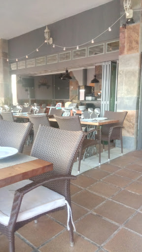 Long Horn Flamenca Beach Restaurant