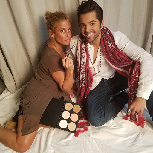 Hair Salon «Salon 305 Hair Salon and Spa», reviews and photos, 9678 NW 25th St, Doral, FL 33172, USA