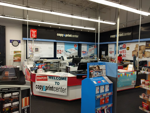 Office Supply Store «Staples», reviews and photos, 2431 Wiley Blvd SW, Cedar Rapids, IA 52404, USA