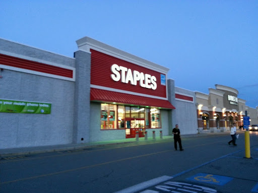 Office Supply Store «Staples», reviews and photos, 541B Lincoln St, Worcester, MA 01604, USA