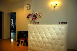 Dermo Natural Beauty - Cosmetics and Hairdressing Studio image