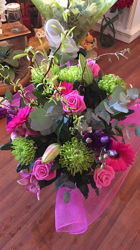 Reviews of Manna Flowers in Peterborough - Florist