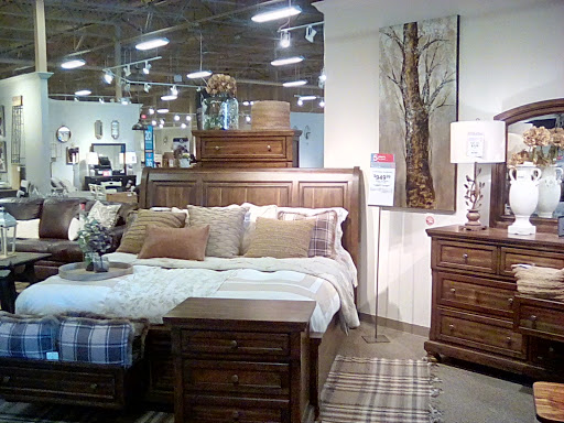Furniture Store «Ashley HomeStore», reviews and photos, 2409 N Hwy 67, Florissant, MO 63033, USA