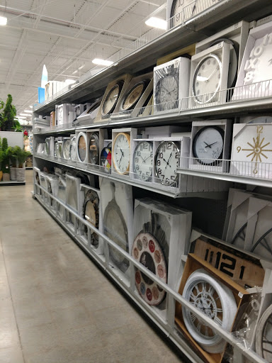 Home Goods Store «At Home», reviews and photos, 4620 Stadium Dr, Kalamazoo, MI 49008, USA