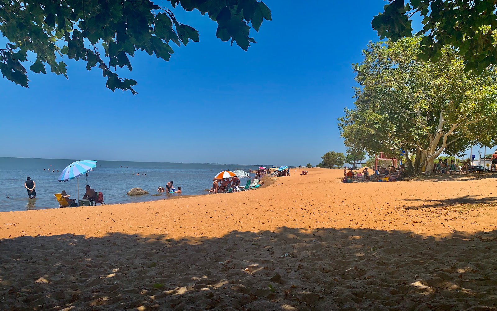 Foto von Praia das Nereidas mit sehr sauber Sauberkeitsgrad