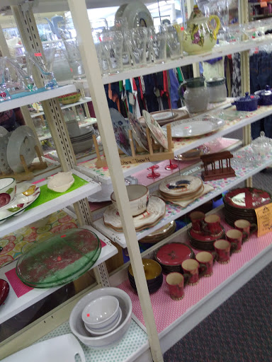 Thrift Store «Coat of Many Colors», reviews and photos, 625 Harwood Rd, Bedford, TX 76021, USA