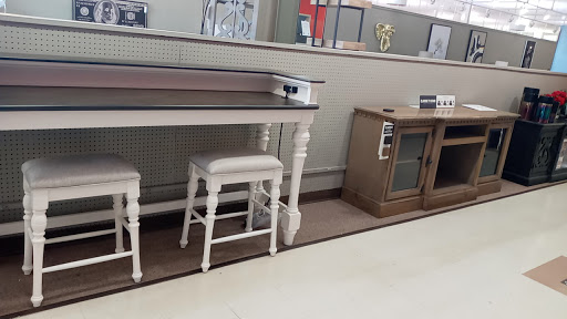 Furniture Store «Value City Furniture», reviews and photos, 5450 E 82nd St, Indianapolis, IN 46250, USA