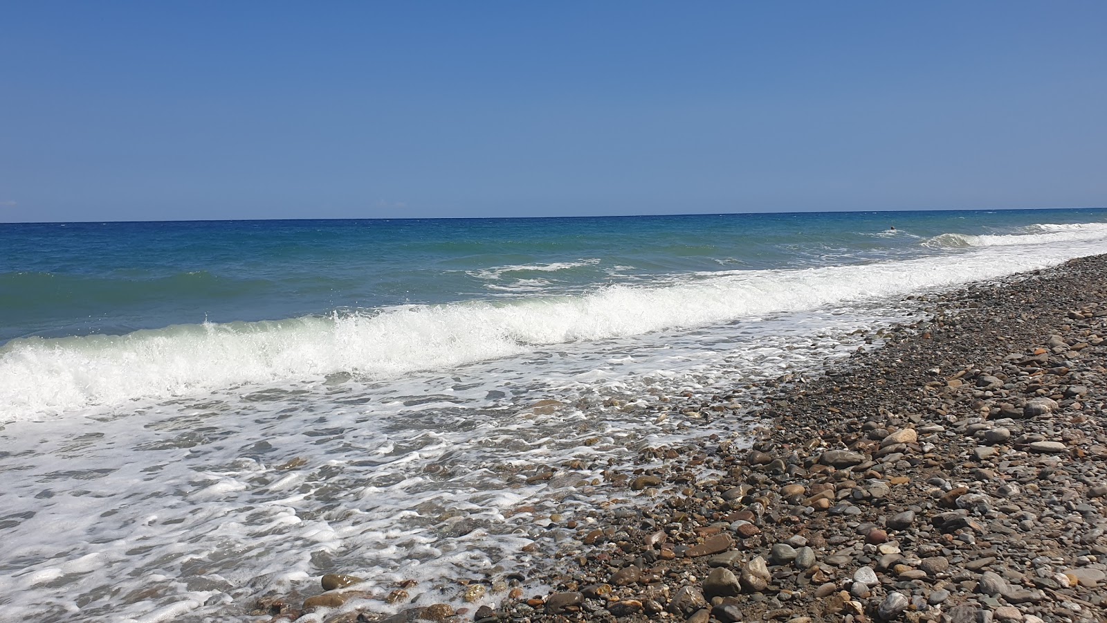 Photo de Gallarate beach avec droit et long