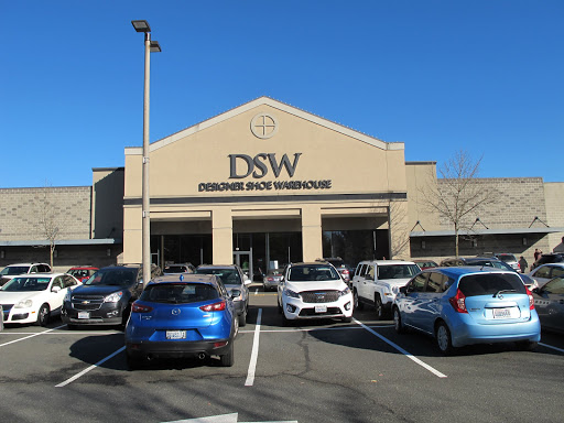DSW Designer Shoe Warehouse, 19401 Alderwood Mall Pkwy, Lynnwood, WA 98036, USA, 