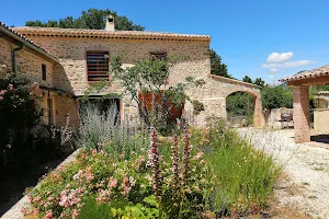 Les Bergerons : Location chambres d'hôtes - Gîtes avec piscine chauffée - Salle stage réunion famille amis Drôme Provençale image