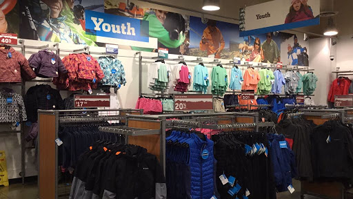 Sportswear Store «Columbia Sportswear Outlet Store», reviews and photos, 100 Citadel Dr #636, Commerce, CA 90040, USA