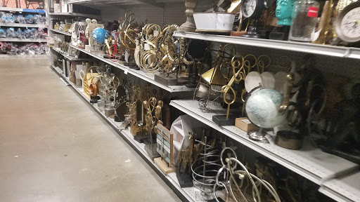 Home Goods Store «At Home», reviews and photos, 10331 University Ave, Clive, IA 50325, USA