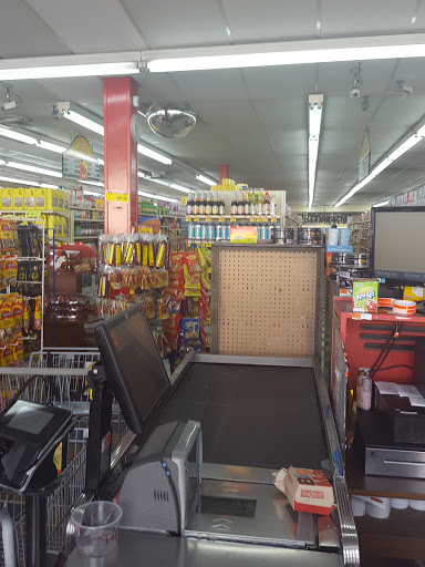 Grocery Store «C-Town Supermarkets», reviews and photos, 120 Clinton Ave, Newark, NJ 07114, USA