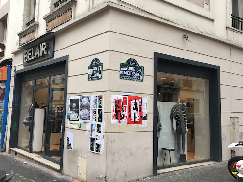 Magasin de vêtements pour femmes Bel Air Paris
