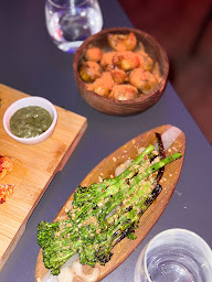 Photo n°61 de Bazurto Tignes - Festive Restaurant by Juan Arbelaez à Tignes ()