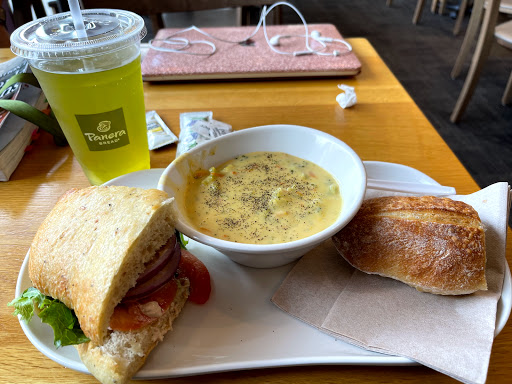 Sandwich Shop «Panera Bread», reviews and photos, 473 N Alafaya Trail, Orlando, FL 32828, USA