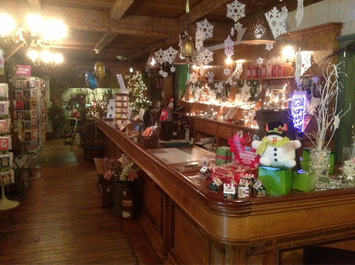 Neffsville Flower Shoppe, 2700 Lititz Pike, Lancaster, PA 17601, USA, 