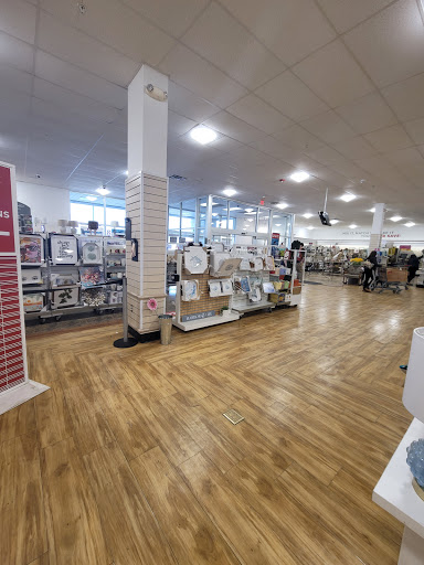 Department Store «HomeGoods», reviews and photos, 1644 Merrick Rd, Merrick, NY 11566, USA