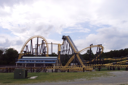 Amusement park ride Arlington