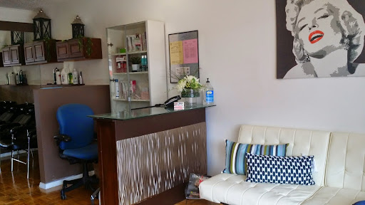 Beauty Salon «Wendy Hair Salon», reviews and photos, 2140 Drew St N, Clearwater, FL 33765, USA